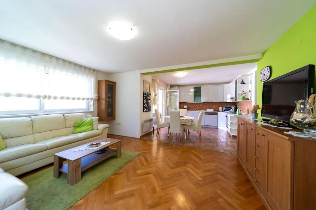 Palit Apartman Patrikana