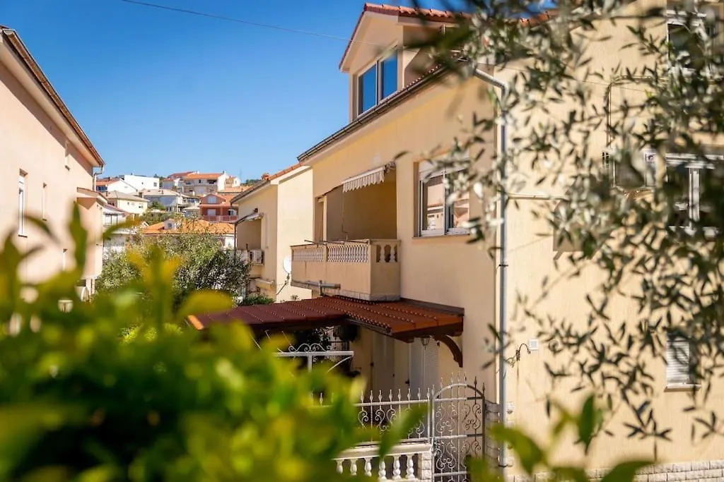 Palit Apartman Patrikana