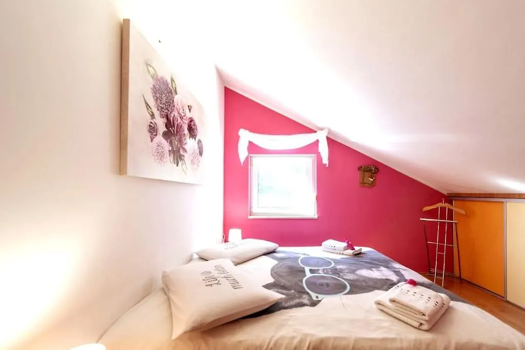 شقة Palit Apartman Patrikana