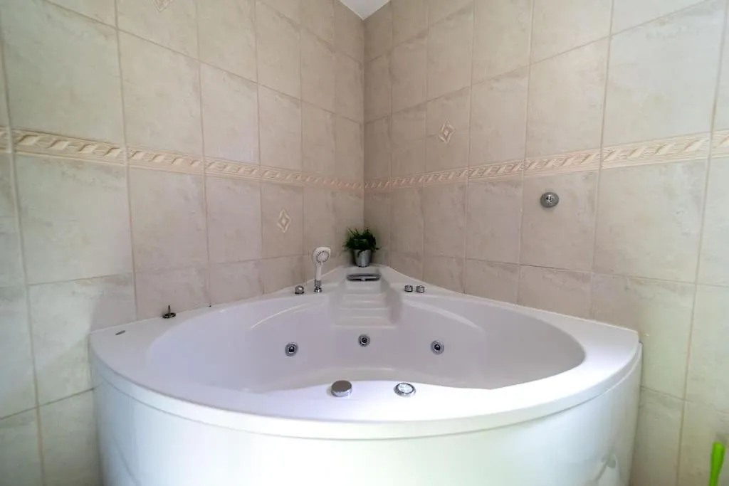 شقة Palit Apartman Patrikana